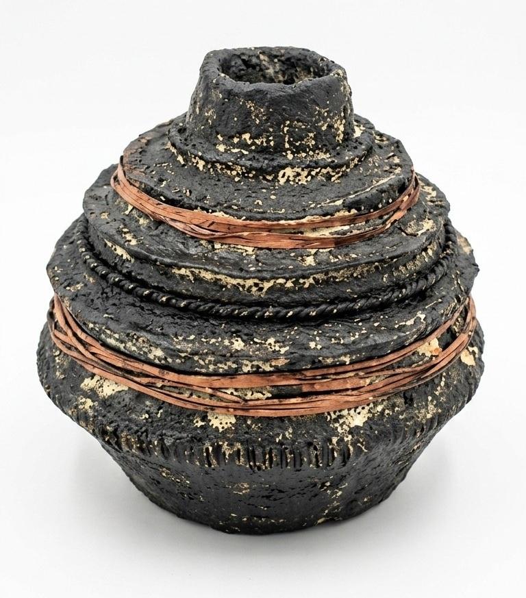 8 Paper Clay Vase